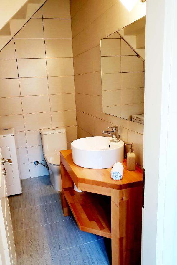 Reiki Apartments Ereikoussa Eksteriør bilde