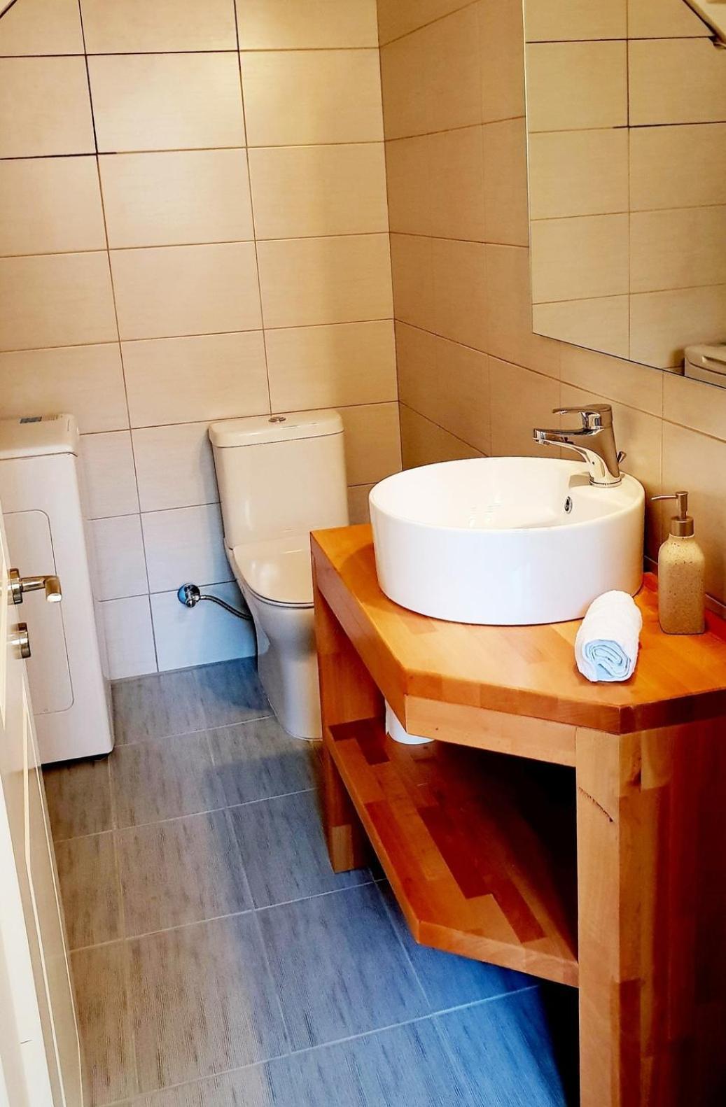 Reiki Apartments Ereikoussa Eksteriør bilde